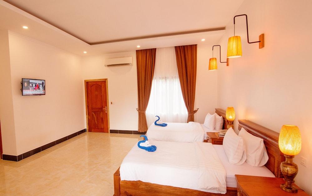 Hus Studio på 8 m² i Sala Kamreuk med 19 badrum  Siem Reap Exteriör bild