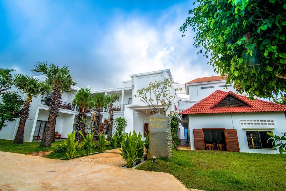 Hus Studio på 8 m² i Sala Kamreuk med 19 badrum  Siem Reap Exteriör bild