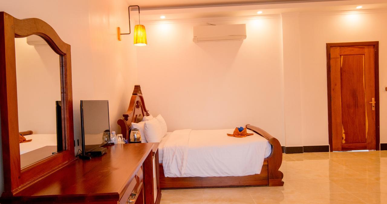 Hus Studio på 8 m² i Sala Kamreuk med 19 badrum  Siem Reap Exteriör bild