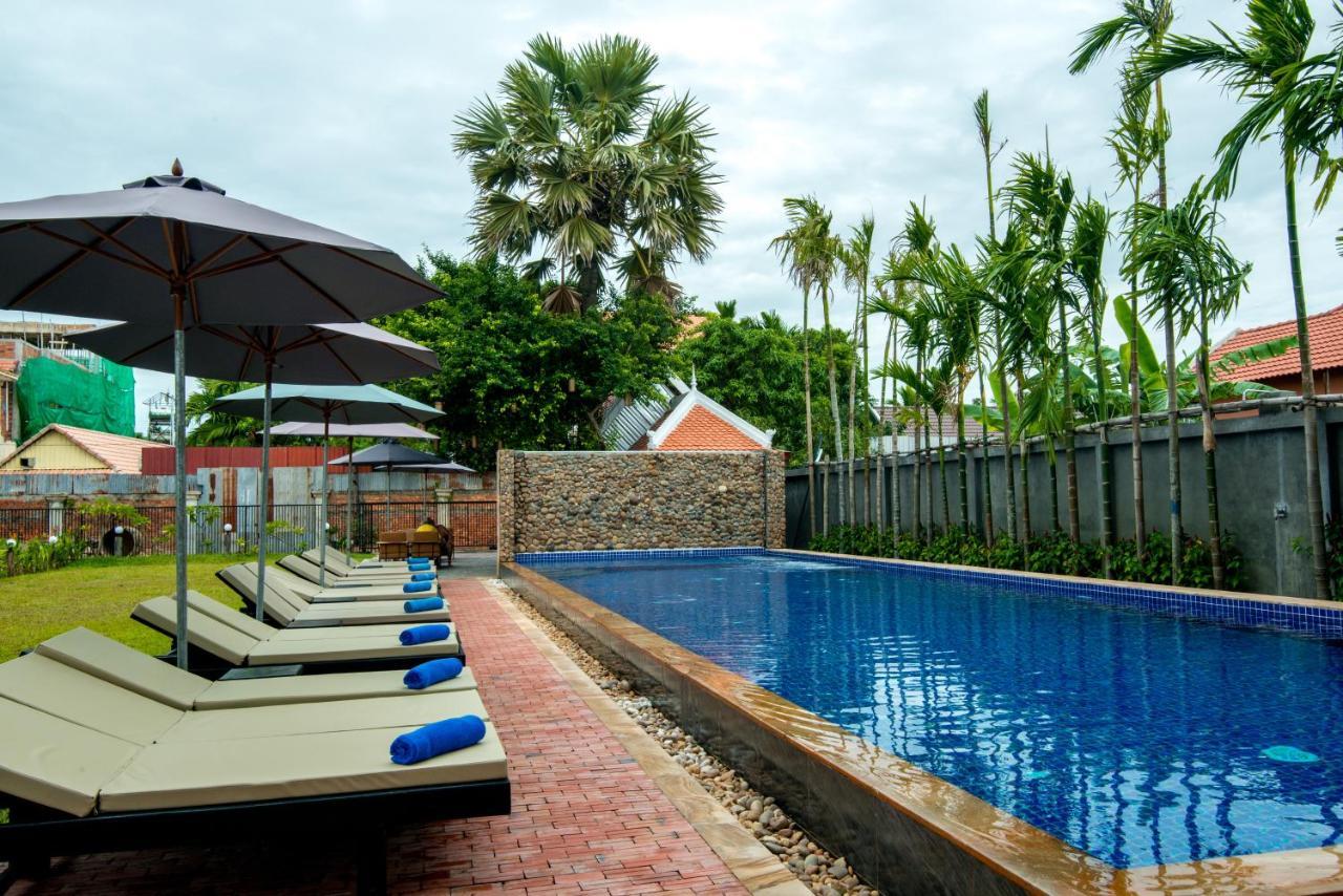 Hus Studio på 8 m² i Sala Kamreuk med 19 badrum  Siem Reap Exteriör bild