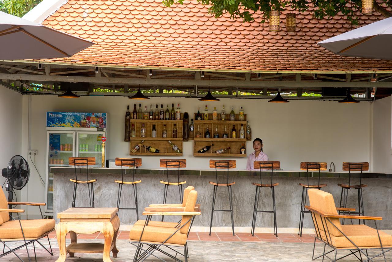 Hus Studio på 8 m² i Sala Kamreuk med 19 badrum  Siem Reap Exteriör bild