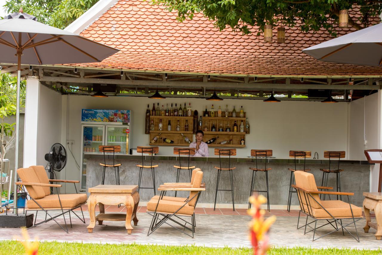 Hus Studio på 8 m² i Sala Kamreuk med 19 badrum  Siem Reap Exteriör bild