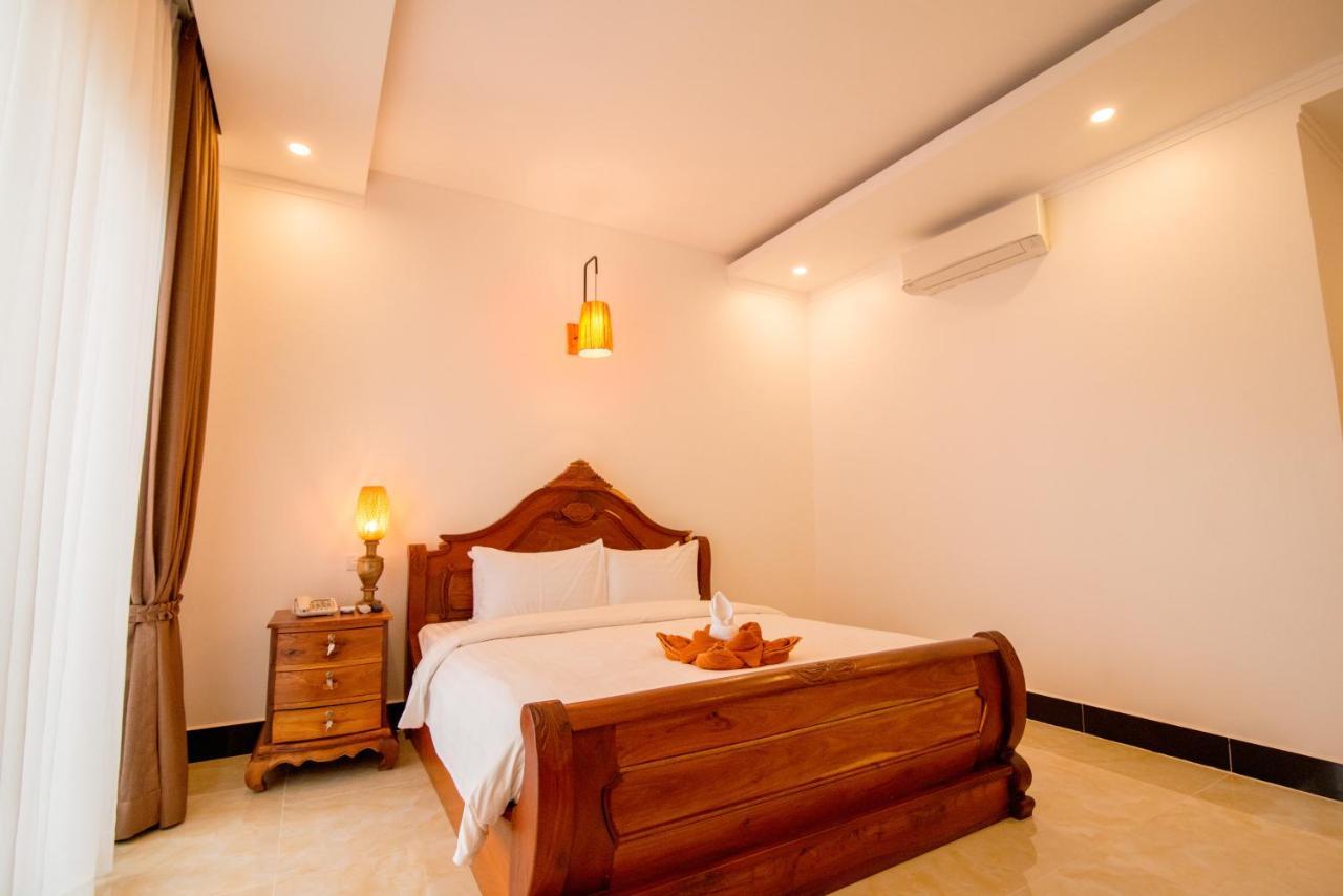 Hus Studio på 8 m² i Sala Kamreuk med 19 badrum  Siem Reap Exteriör bild