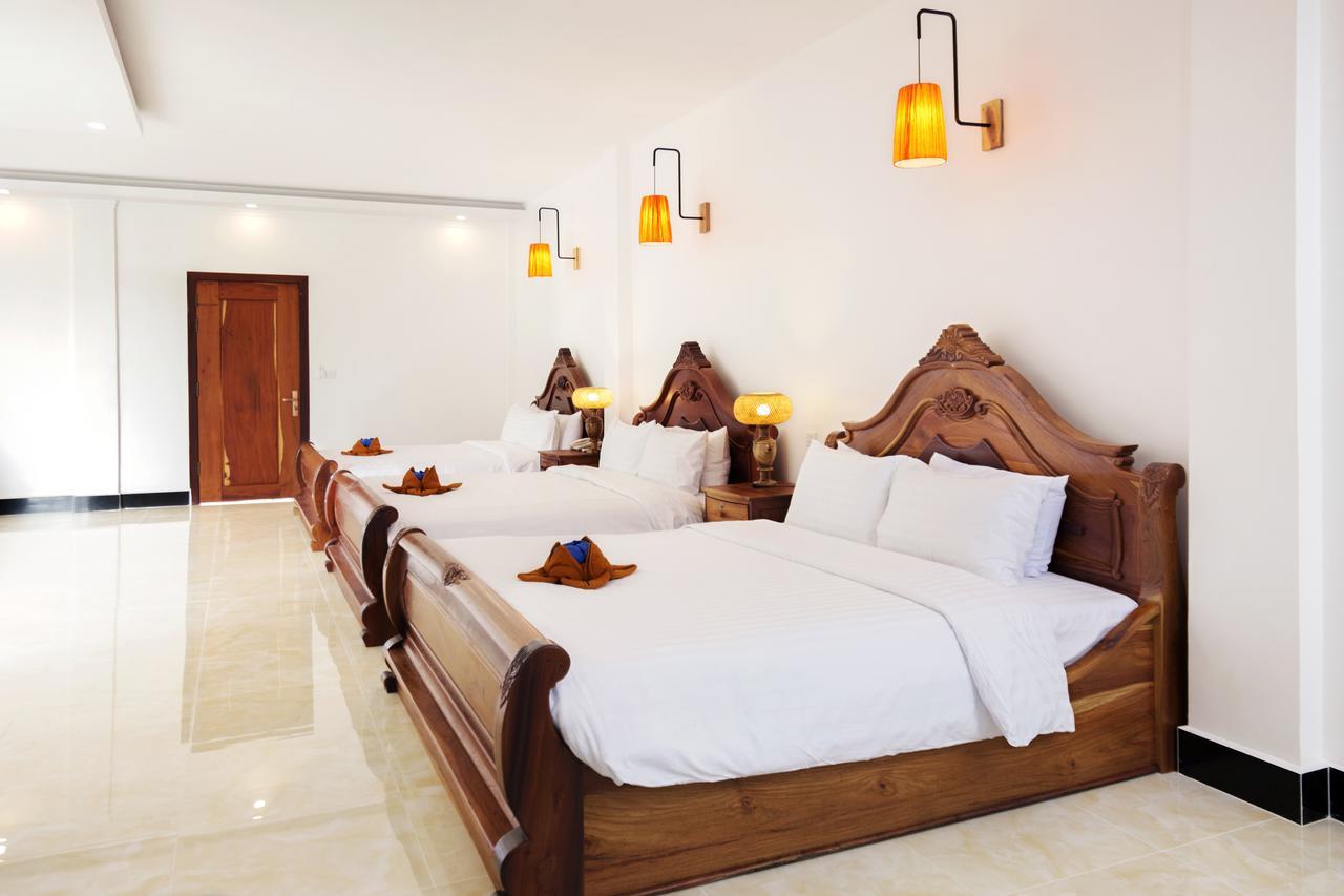 Hus Studio på 8 m² i Sala Kamreuk med 19 badrum  Siem Reap Exteriör bild