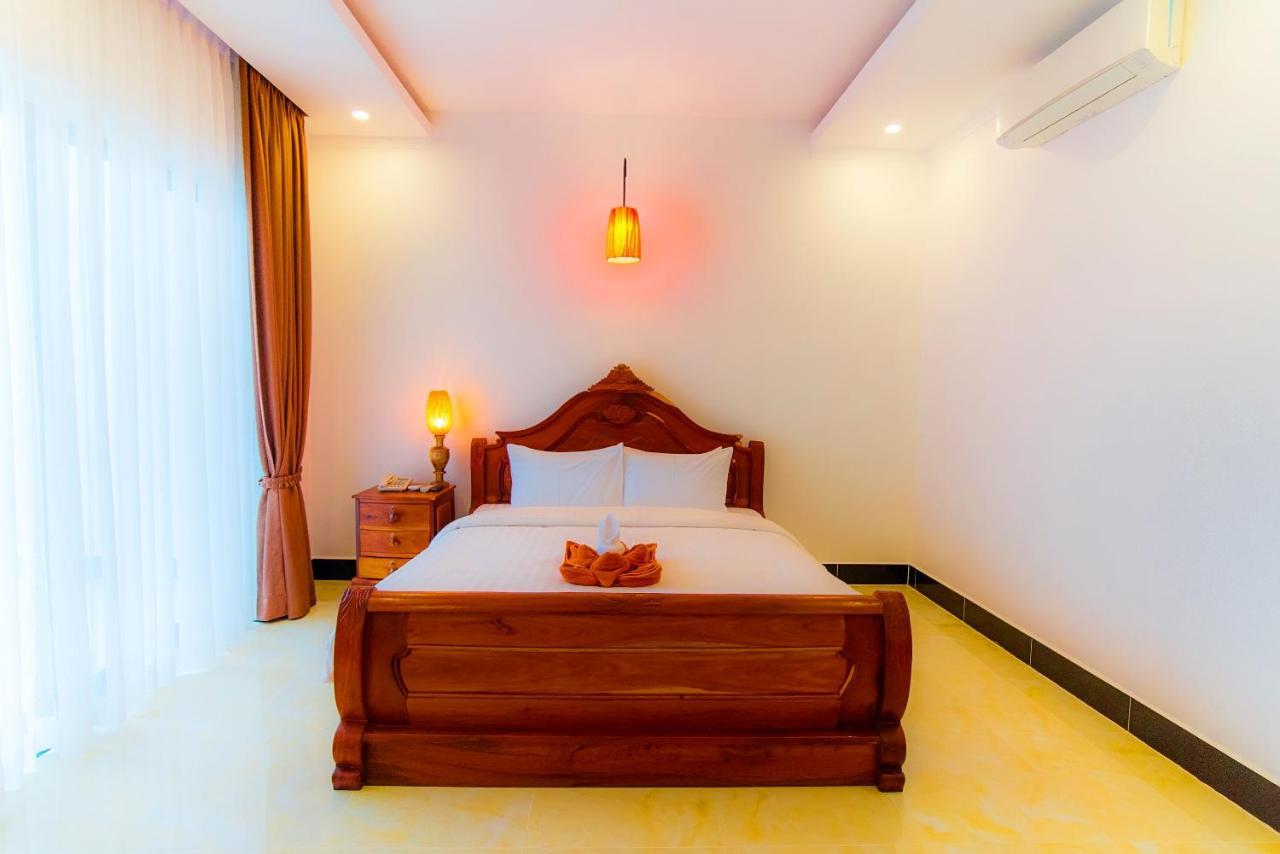 Hus Studio på 8 m² i Sala Kamreuk med 19 badrum  Siem Reap Exteriör bild